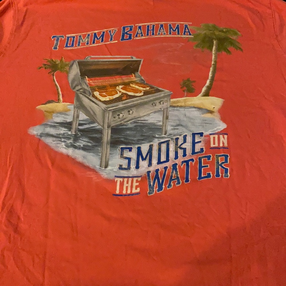 Tommy Bahama smoke on the water T-shirt new without tags